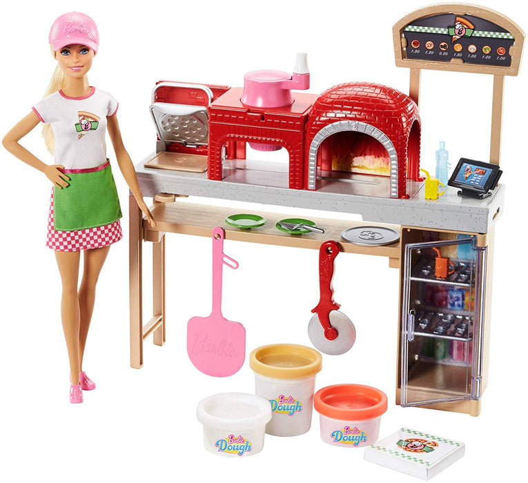 immagine-1-barbie-la-pizzeria-con-bambola-tavolo-per-le-pizze-3-vasetti-di-pasta-da-modellare-e-accessori-fhr09-ean-0887961527384